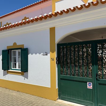 Casa De Praia T3 Em Almograve Exteriér fotografie